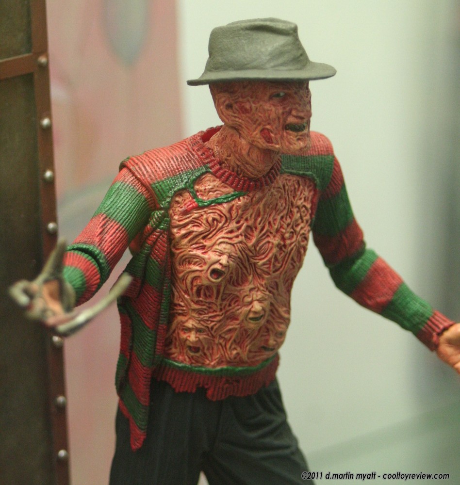 [SDCC 2011] Neca - A Nightmare on Elm Street: Freddy Krueger IMG_8232