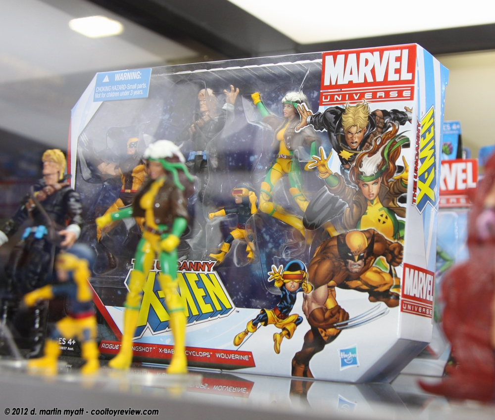 [SDCC 2012] Stand da Hasbro - Marvel Legends IMG_8579