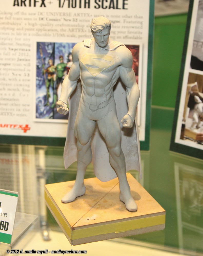 [Toy Fair 2012] Kotobukiya DC Comics  IMG_8908