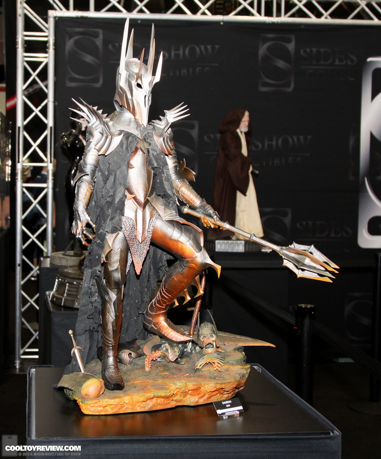 [Sideshow] LOTR: Sauron Premium Format  - Página 6 SDCC_2013_Sideshow_Collectibles_Saturday-050