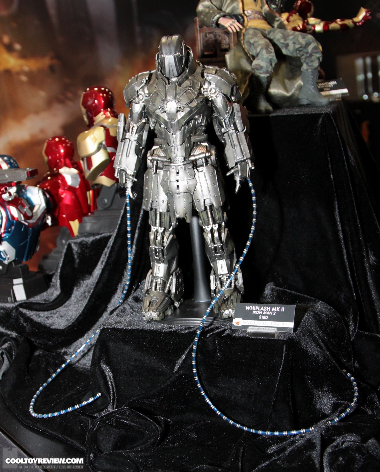 [Hot Toys] Iron Man 2:  Iron Whiplash -  Diecast 1/6 scale - LANÇADO!!! - Página 4 SDCC_2013_Hot_Toys_Thursday-024