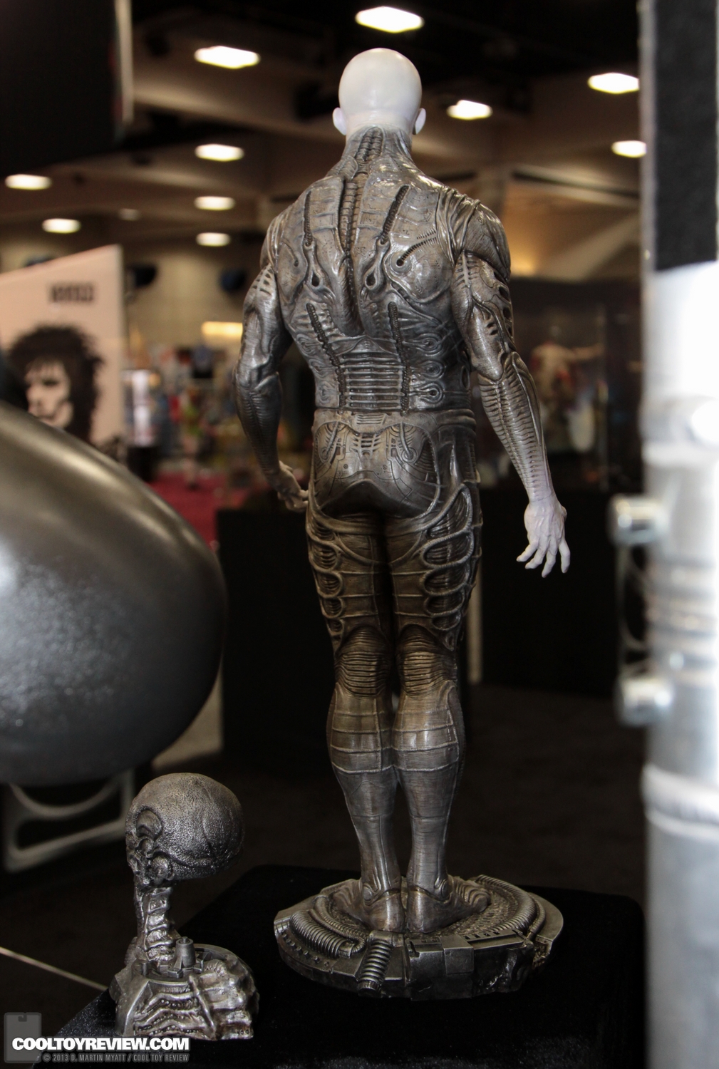 [Sideshow] Prometheus: Engineer Maquette - LANÇADO!!! SDCC_2013_Sideshow_Collectibles_Thursday-097