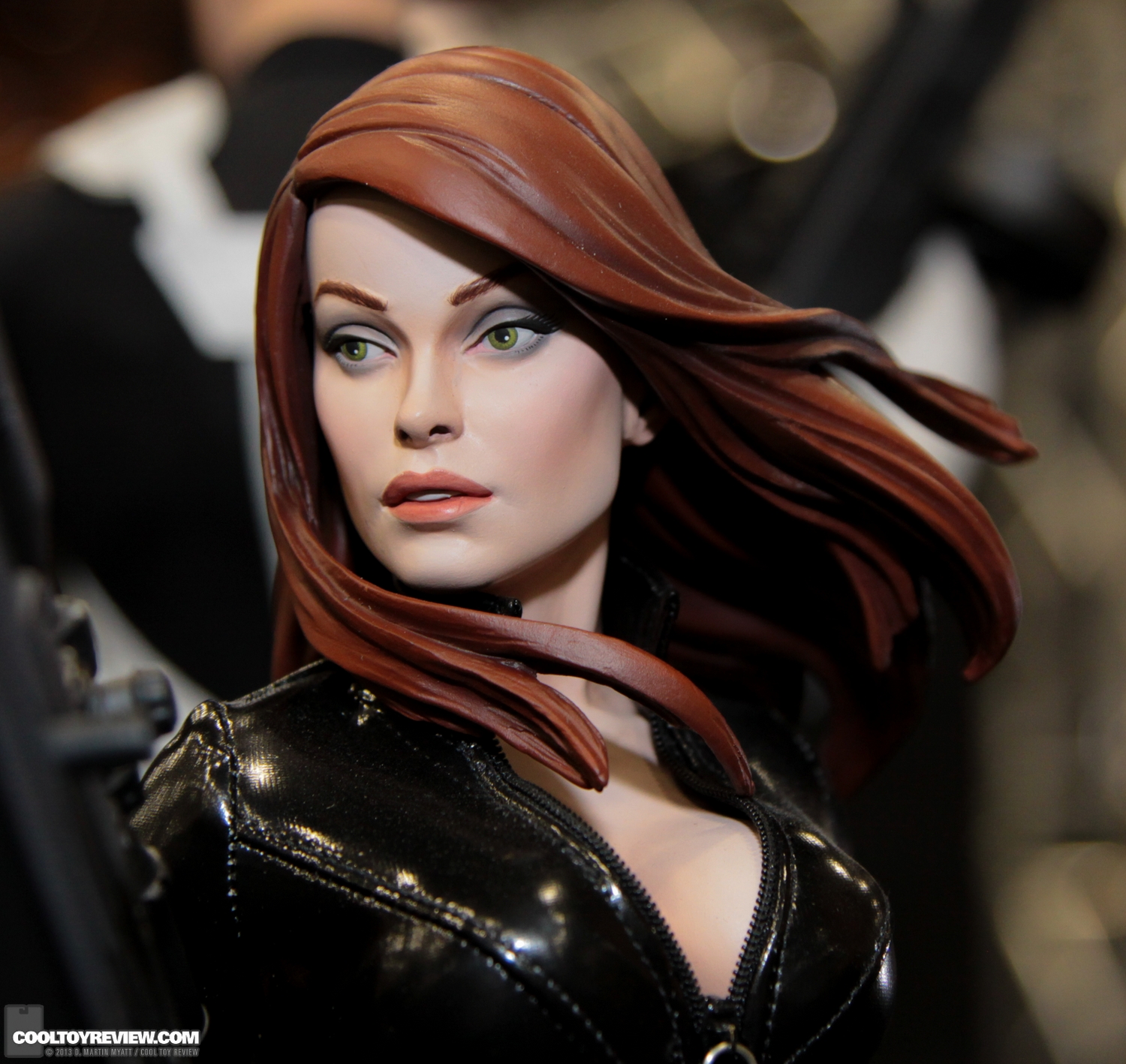 [Sideshow] Black Widow Premium Format (Comic Version) - LANÇADA!!! - Página 3 SDCC_2013_Sideshow_Collectibles_Thursday-140