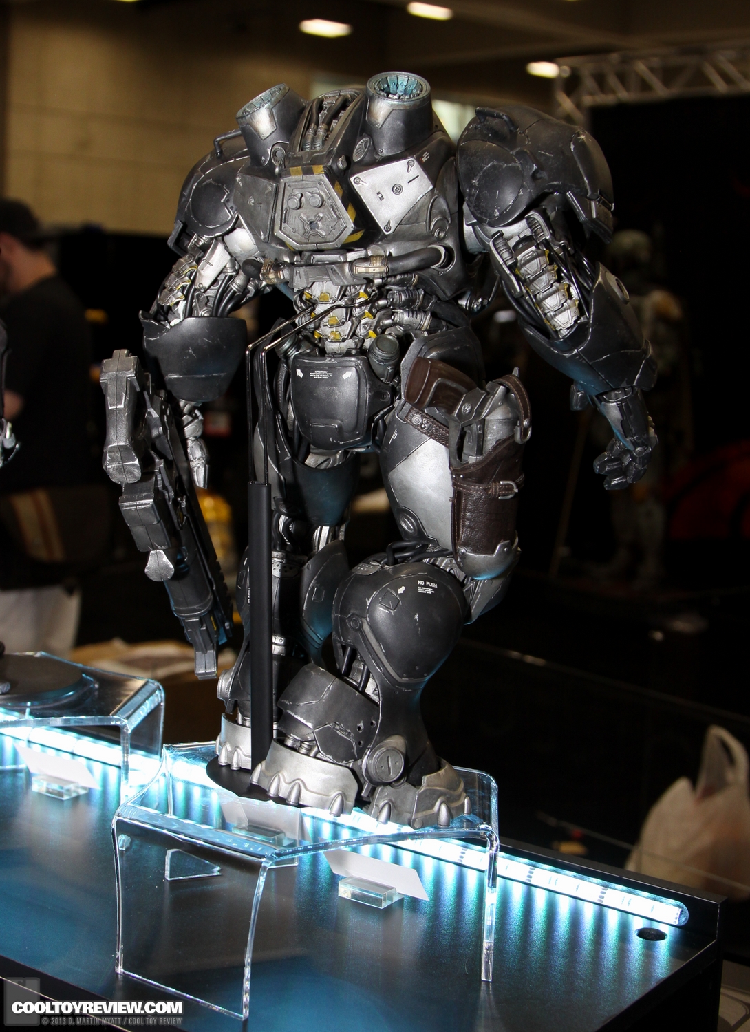 [Sideshow] Starcraft Raynor 1/6 scale Figure - LANÇADO!!! SDCC_2013_Sideshow_Collectibles_Wed-017