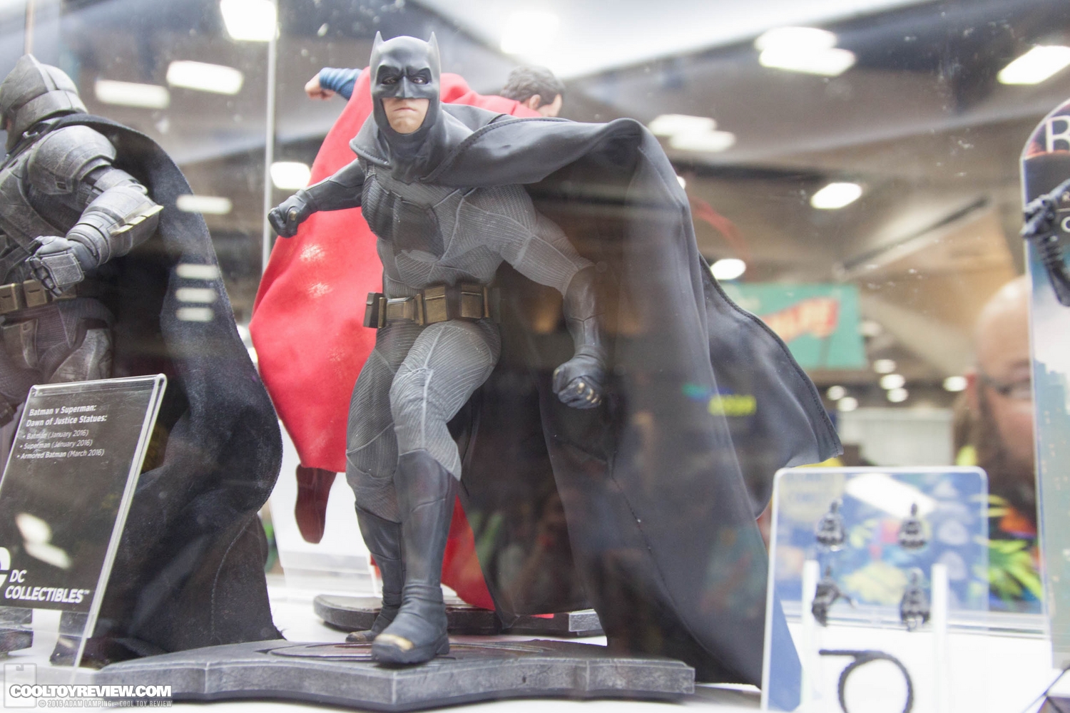 [SDCC 2015] DC Collectibles San-diego-comic-con-2015-dc-collectibles-028