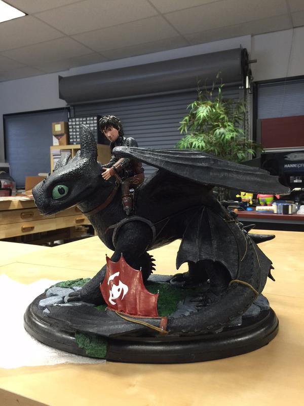 [Acme Archives] How to Train Your Dragon: A Night Fury and His Rider Acme-archives-a-night-fury-and-his-rider-051315-004