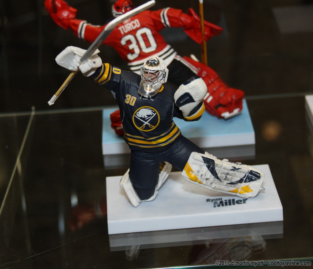 [Toy Fair 2011] McFarlane Toys - Sports IMG_0015