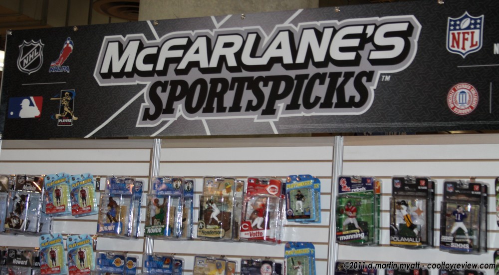 [Toy Fair 2011] McFarlane Toys - Sports IMG_9908