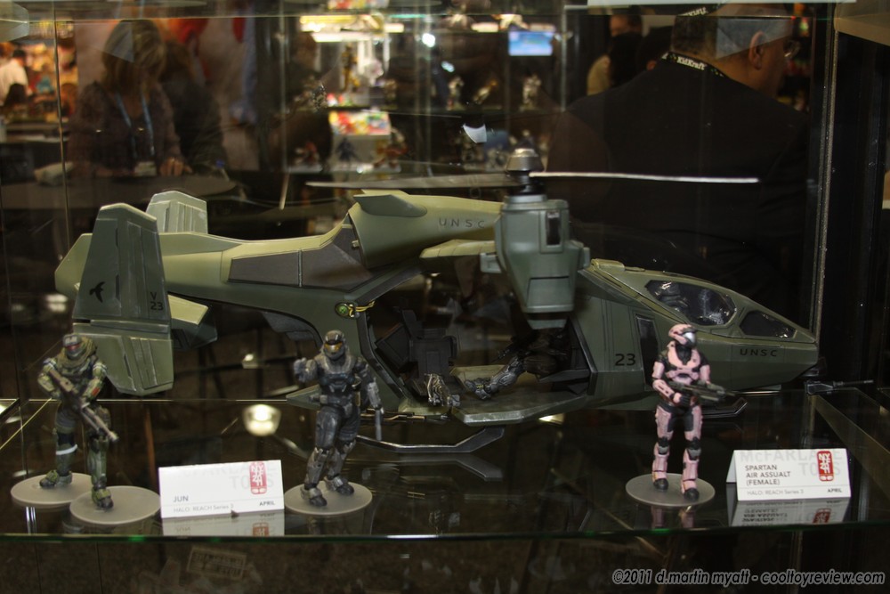 [Toy Fair 2011] McFarlane Toys - HALO IMG_9952