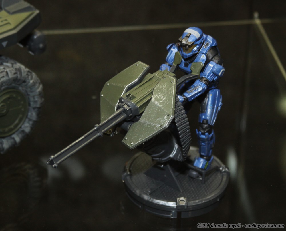 [Toy Fair 2011] McFarlane Toys - HALO IMG_9966