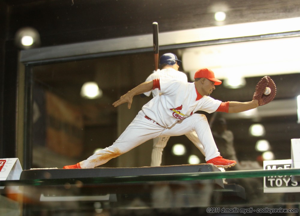 [Toy Fair 2011] McFarlane Toys - Sports IMG_9992