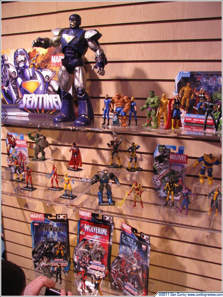 [Toy Fair 2011] Hasbro - Marvel Universe IMG_5355