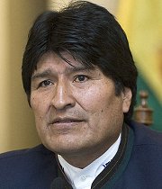 Bolivia demanda a Chile ante tribunales internacionales por salida al mar: -> Olor a Guerra <- FOTO_0220110323125433