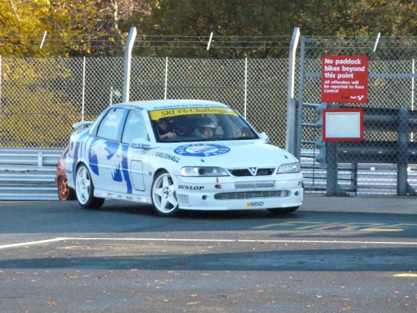 Oulton park 6-11-2010 P1000632