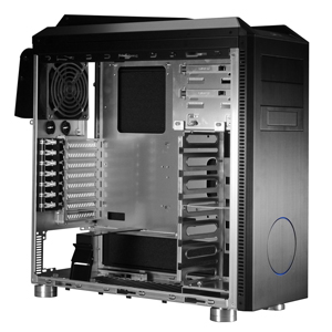 Lian Li sort le PC-B25S; objectif silence ! B25s-2jpg