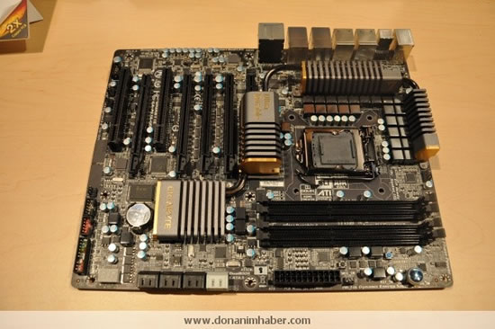 Gigabyte P67A-UD7 : miam, miam et miam  P67-ud7