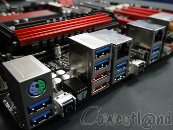 [Cowcotland] 11 photos de la Asus Maximus IV Extreme en P67, MIAM  10