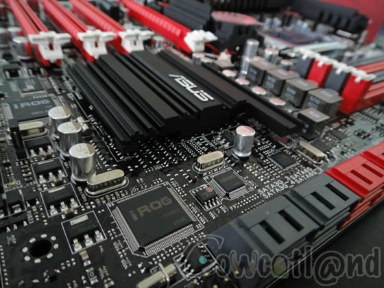 [Cowcotland] 11 photos de la Asus Maximus IV Extreme en P67, MIAM  6