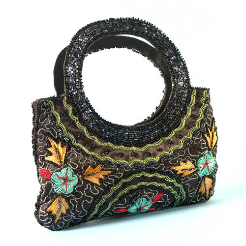 فساتين وبديهات وصنادل وساعات ... Designer-black-handbag