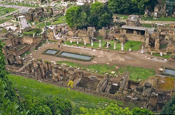 Le forum Romanum, le forum romain. Image21