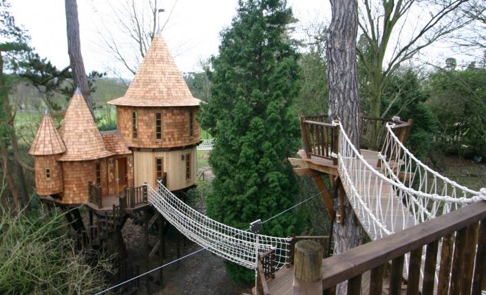 Domki na drzewach Sherwood BlueForest_TreeHouse___2_gallery-image