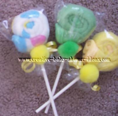 ملابس وفوط و بامبرز المولود على شكل مصاصات هدية مميزة جدااااا Washcloth-lollipops-5