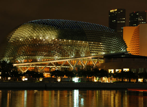 singapore!!!!!!!! Adia-2007-08-27-DSC-4749-cityscape-night-shot-the-durian-and-suntec-city-across-river-singapore-cringel.com