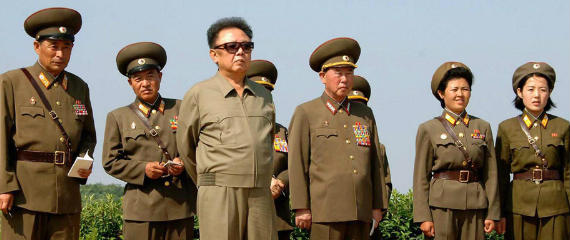 NOTICIAS QUE NO SON DEL MUNDO TODAY PERO MERECERIAN SERLO - Página 13 KimJongIl_header