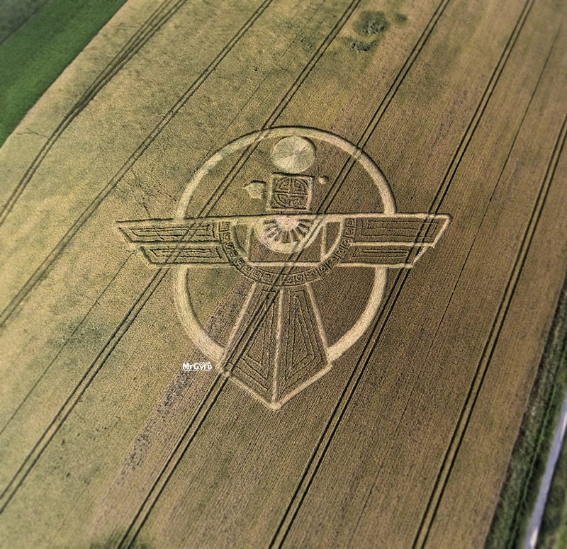 Crop Circle ~ Uffcott Down, nr Barbury Castle, Wiltshire. Reported 25th July. 01