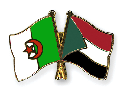 Regarder voir Match Algérie et Soudan en direct en ligne gratuit Championnat d'Afrique des Nations 12.02.2011 Flag-Pins-Algeria-Sudan