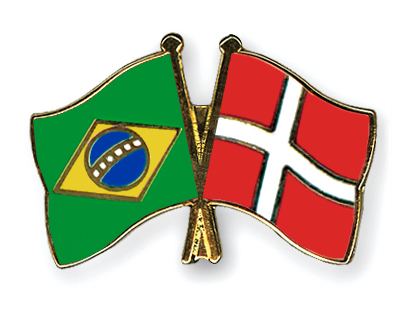 Se Danmark og Brasilien live online gratis venskabskamp 26/05/2012 Flag-Pins-Brazil-Denmark