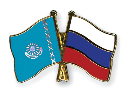 Freundschaftspiel Russland - Kasachstan Flag-Pins-Kazakhstan-Russia