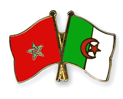 اقتحام مبنى السفارة الجزائرية بالمغرب وانزال العلم الجزائري وتمزيقه Flag-Pins-Morocco-Algeria