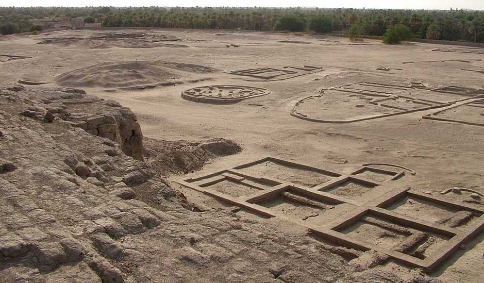 Nubia and Egypt  It has been the only occupied strip of land connecting the Mediterranean world  Kermacity