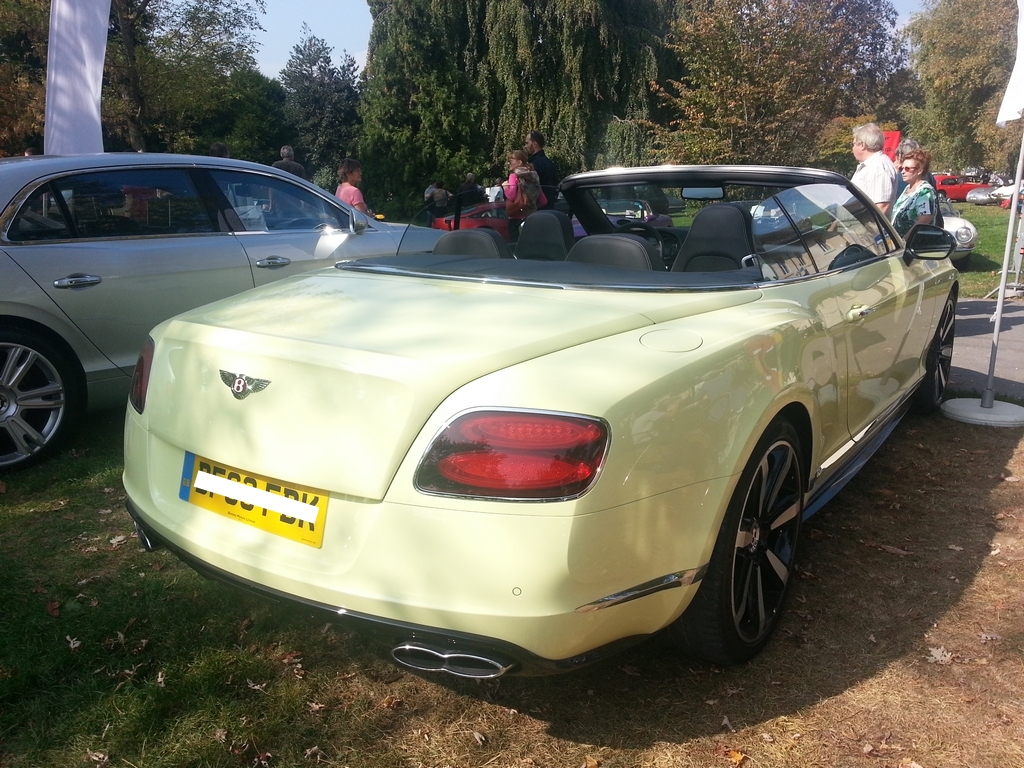 23ème Swiss Classic British Car Meeting - Le samedi 4 octobre 2014 20141004_130720