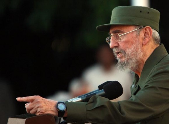 "EEUU-Cuba: una puerta que se abre" Fidel-en-la-universidad-foto-isamel-francisco-4-580x427