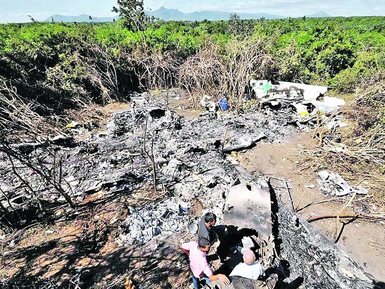 Un Boeing 737-200 se estrella en Cuba Restos-del-avion