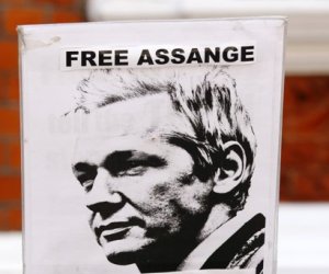 Julian Assange Assange