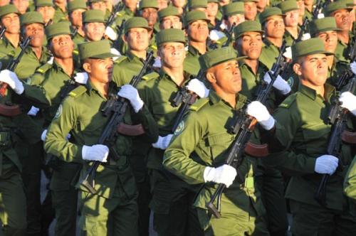 Fuerzas Armadas de Cuba - Página 5 Foto16.foreportaje