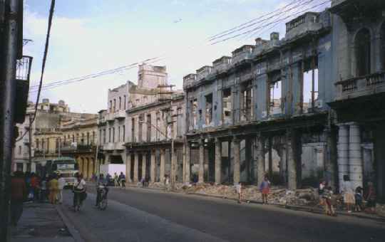 El derecho de cada familia cubana a disfrutar de una vivienda digna. - Página 5 Foto6