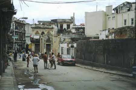 El derecho de cada familia cubana a disfrutar de una vivienda digna. - Página 5 Foto8