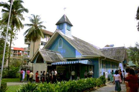 Christmas in Brunei, a reader’s account St-Andrew-Church-in-Bandar-Seri-Begawan-Brunei