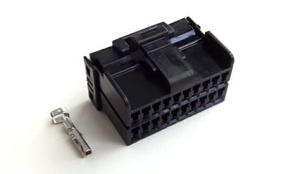 prise pour  compteur xb9  174047-2-Amp-040-multilock-gauge-connector-for-honda