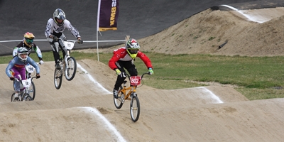 And I want to be free when my heart is made from gold ♫ 2013_CanadaCup_BMX_StAlbert_172_guynf_Web