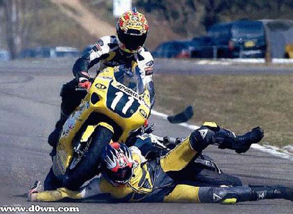 [b]humour et images insolites![/b] - Page 10 Moto