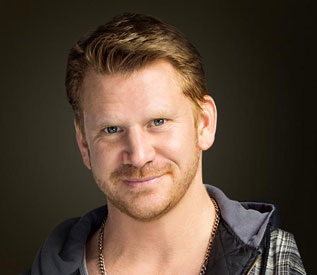 Charlie Weasley [en cours] Dash-mihok-ray-donovan