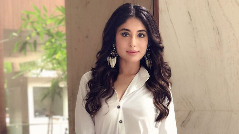  Kritika Kamra Kritika-Kamara