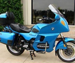 DEMANDA A BMW POR PROVOCARLE UNA ERECCIN DE 20 MESES. Motorcycleerection-300x250