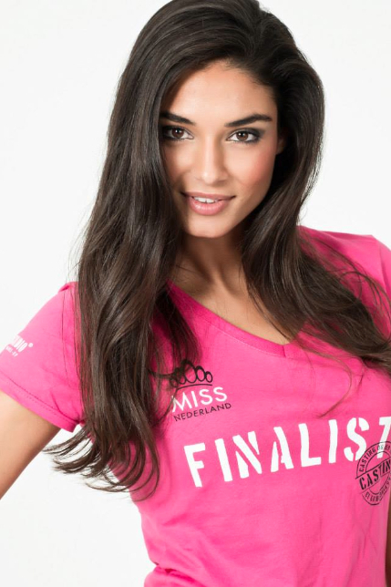 HOT!!! Kelly Weeker có khả năng trở thành đại diện Hà Lan tham dự Miss World 2014. Miss-Tatjana-Miss-Nederland-verkiezing