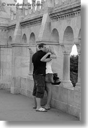 Imazhe te ndryshme - Faqe 2 Romantic-couple-3-bw